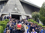 Bóng đá anh, ngoại hạng anh, lịch thi đấu euro 2012, Hàng nghìn người tập trung tiễn đưa Piermario Morosini về nơi an nghỉ