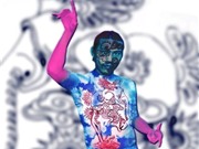 Bóng đá anh, ngoại hạng anh, lịch thi đấu euro 2012, HS Phạm Văn Trường vẽ và trình diễn body painting 
