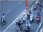 Bóng đá anh, ngoại hạng anh, lịch thi đấu euro 2012, "Choáng" với kiểu qua đường ở chân cầu vượt lắp ghép 