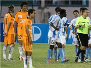 Bóng đá anh, ngoại hạng anh, lịch thi đấu euro 2012, Quả phạt đền gây tranh cãi trên sân Nha Trang:  Một mất mười ngờ