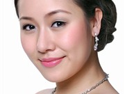Bóng đá anh, ngoại hạng anh, lịch thi đấu euro 2012, Ngô Phương Lan tự hào rước đuốc tại Olympic London