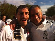 Bóng đá anh, ngoại hạng anh, lịch thi đấu euro 2012, Mourinho và học trò ra đường "quậy" cùng fan