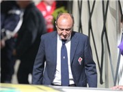 Bóng đá anh, ngoại hạng anh, lịch thi đấu euro 2012, HLV Delio Rossi bị sa thải: Sự bất lực của người cha