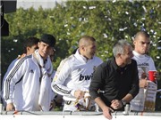 Bóng đá anh, ngoại hạng anh, lịch thi đấu euro 2012, Đằng sau chiến thắng của Real: Những cuộc chiến còn ở phía trước