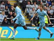Bóng đá anh, ngoại hạng anh, lịch thi đấu euro 2012, Cận cảnh: Bẻ cánh "Chích chòe", Man City chạm một tay vào chức vô địch