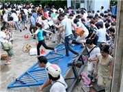 Bóng đá anh, ngoại hạng anh, lịch thi đấu euro 2012, Tư duy chật hẹp