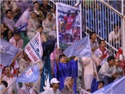 Bóng đá anh, ngoại hạng anh, lịch thi đấu euro 2012, Sân cỏ miền Nam sau vòng 17 V-League 2012: Sức sống từ khán đài 