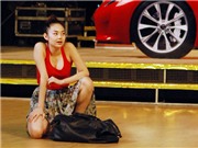 Bóng đá anh, ngoại hạng anh, lịch thi đấu euro 2012, Minh Hằng mang "siêu xe" lên sân khấu