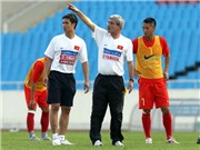 Bóng đá anh, ngoại hạng anh, lịch thi đấu euro 2012, Tìm HLV trưởng cho ĐTQG: “An toàn”