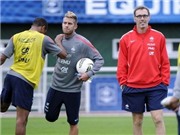 Bóng đá anh, ngoại hạng anh, lịch thi đấu euro 2012, Tuyển Pháp và bài toán tuyến giữa: Cứ đi rồi sẽ thành đường