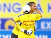 Bóng đá anh, ngoại hạng anh, lịch thi đấu euro 2012, Thua trận "chung kết ngược", K.KH vẫn chôn chân ở đáy bảng