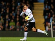 Chùm ảnh: Weimann, Chicharito và những khoảnh khắc xuất thần tại Villa Park