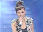 Euro 2012, Đinh Hương thử sức với "hit" của Lady Gaga và Beyoncé